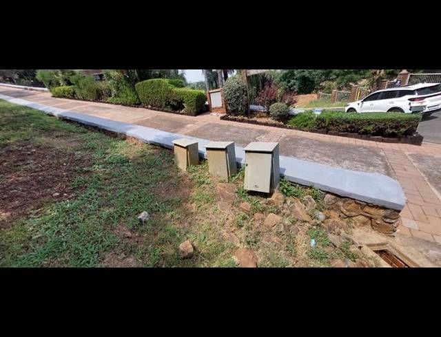 LAND FOR SALE IN BASSONIA